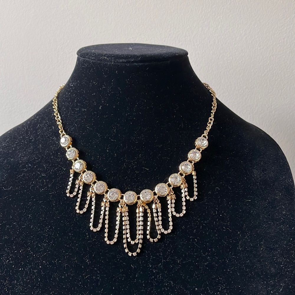 Chain and stone embellished necklace